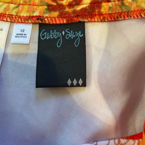 Floral Circle Skirt with Pockets - Picture 3 of 4